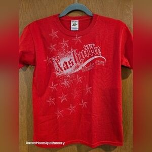 Bee Easy Brand Youth Small Red Nashville Tshirt